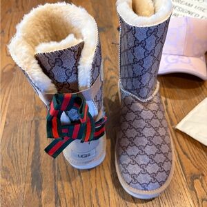UGG Light Brown Gucci Monogram Boots with Red & Green Ribbon, Size 8.5